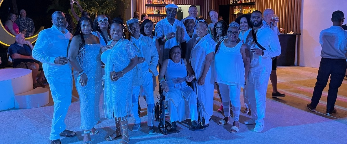 International group trip manager supporting group travelers in Punta Cana